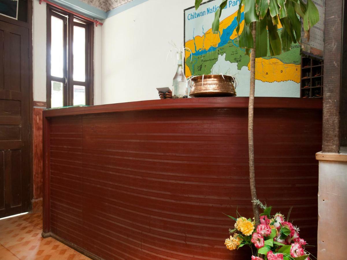 Spot On 486 Hotel Holy Lodge Sauraha Exterior photo